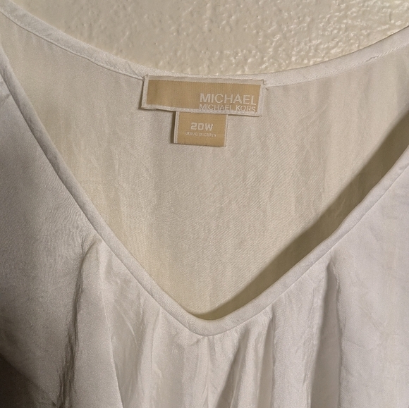 michael Kors White Ruffled Sleeveless Top Size Dize Size 20 W Pre-owned - Picture 4 of 5